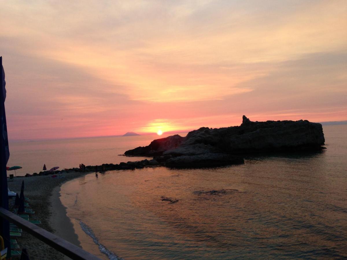Oldwell Hotel Santa Domenica  Εξωτερικό φωτογραφία